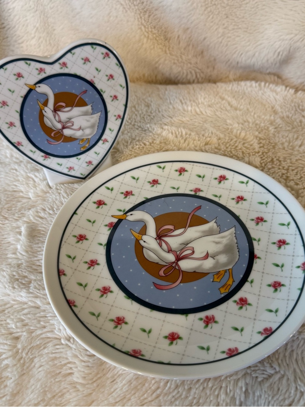 Vintage 80s Decorative Plate Bud Vase Geese Ducks Floral 8” Ceramic
